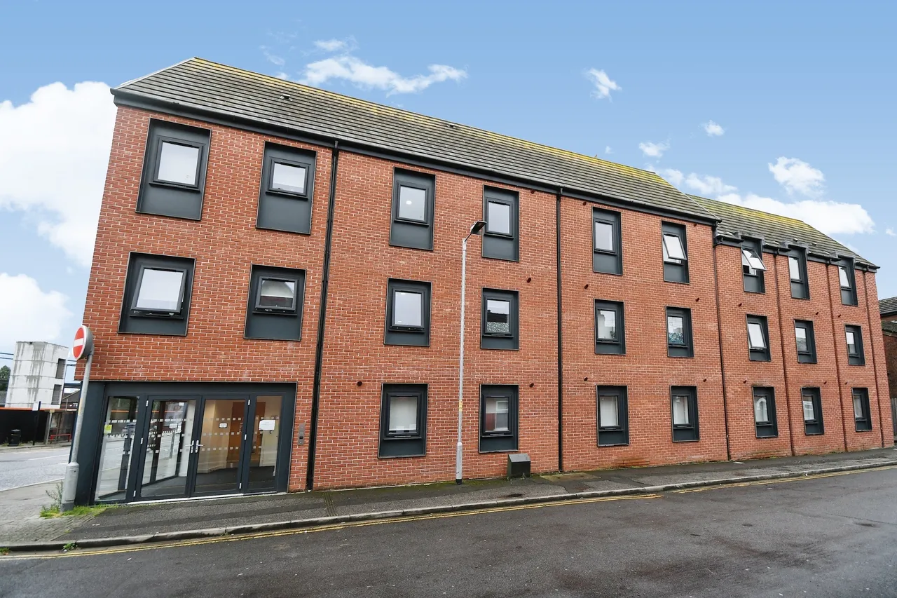 High Street, Lincoln, Lincolnshire, LN5, photo 15