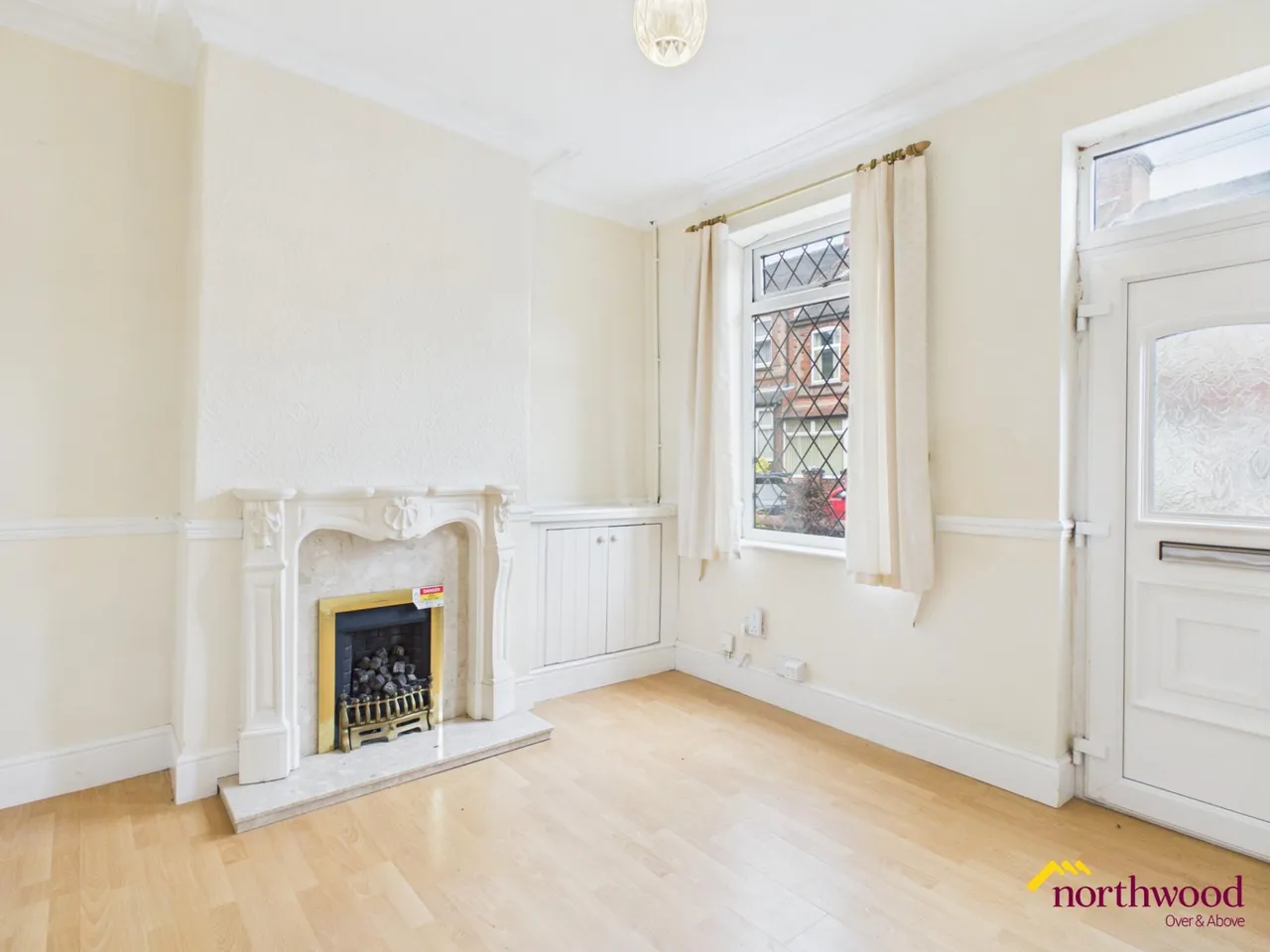 Heaton Terrace, Porthill, ST5, photo 2