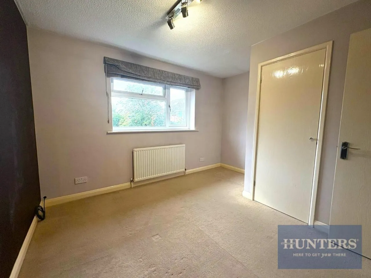 Dunster Gardens, Springbank, GL51, photo 8