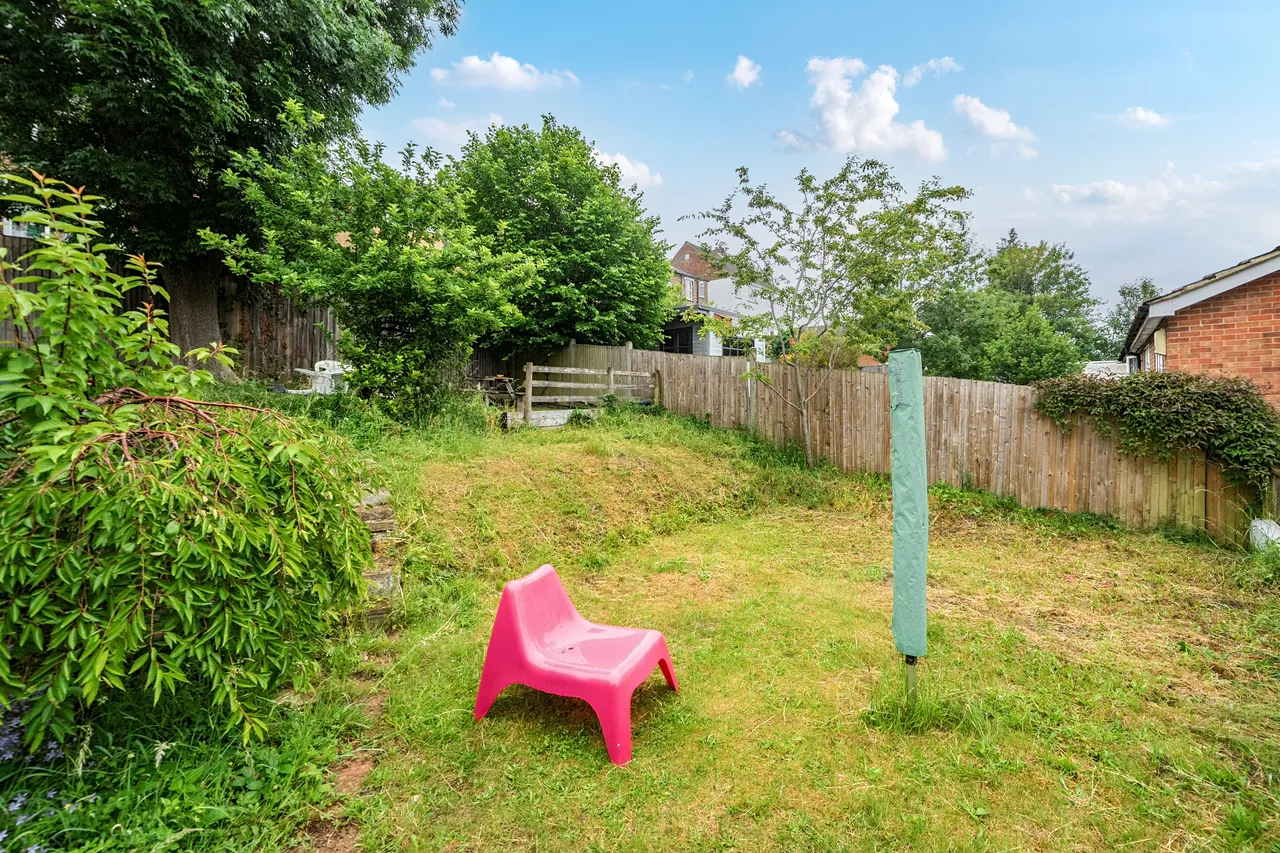 Croydon Road, Caterham, CR3, photo 2