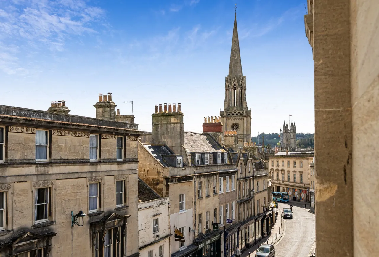 2 bed flat for sale — Broad Street, Bath, BA1 5LJ