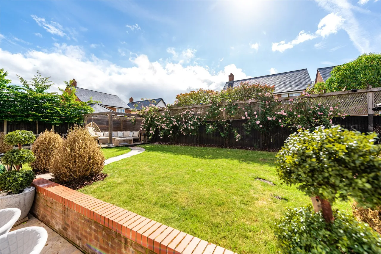 Becketts Lane, Steeple Claydon, MK18, photo 27