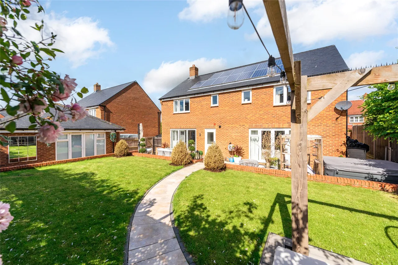 Becketts Lane, Steeple Claydon, MK18, photo 6