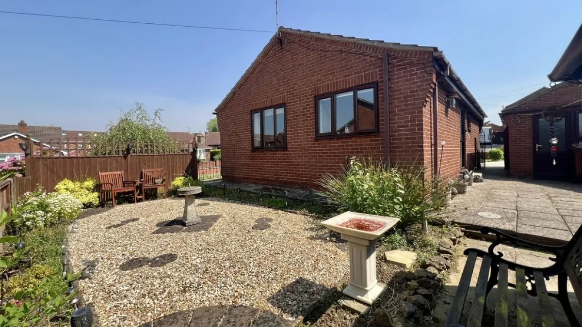 Holme Drive, Burton Upon Stather, photo 13
