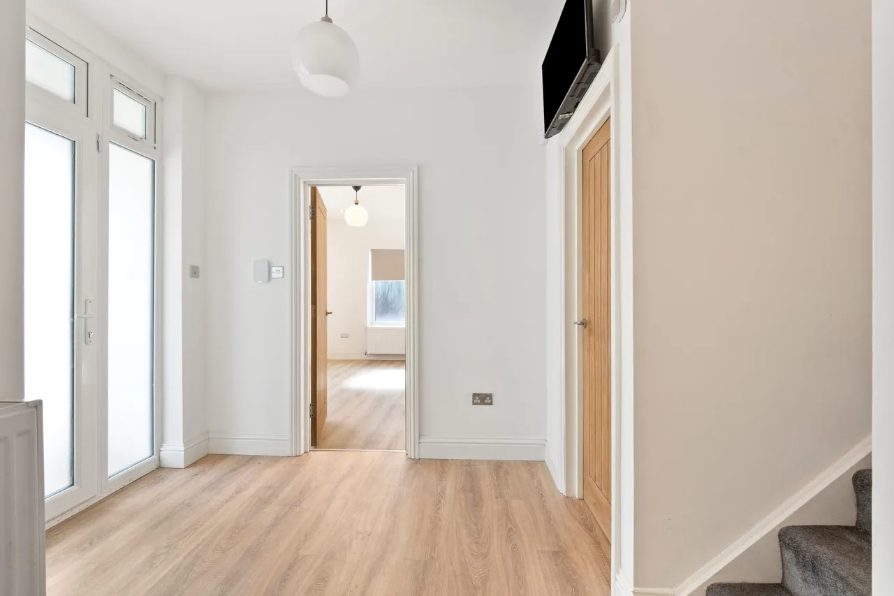 Croydon Road, Wallington, SM6, photo 16