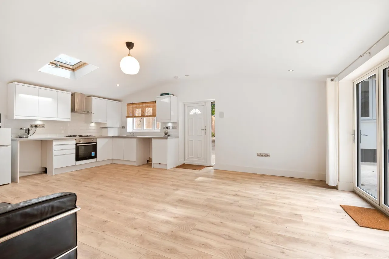 Croydon Road, Wallington, SM6, photo 18