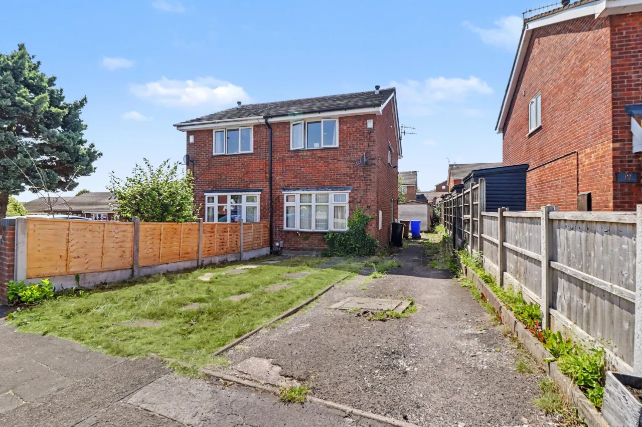 2 bed property for sale, Rachel Grove, Stoke-On-Trent