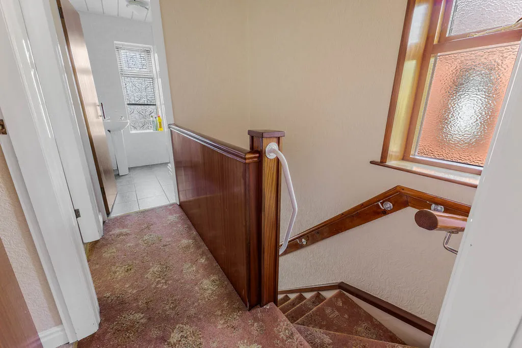 Moss Avenue, Rochdale, OL16, photo 9