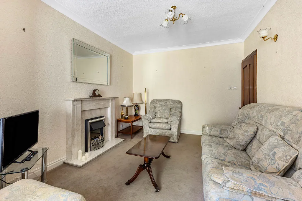 Moss Avenue, Rochdale, OL16, photo 6