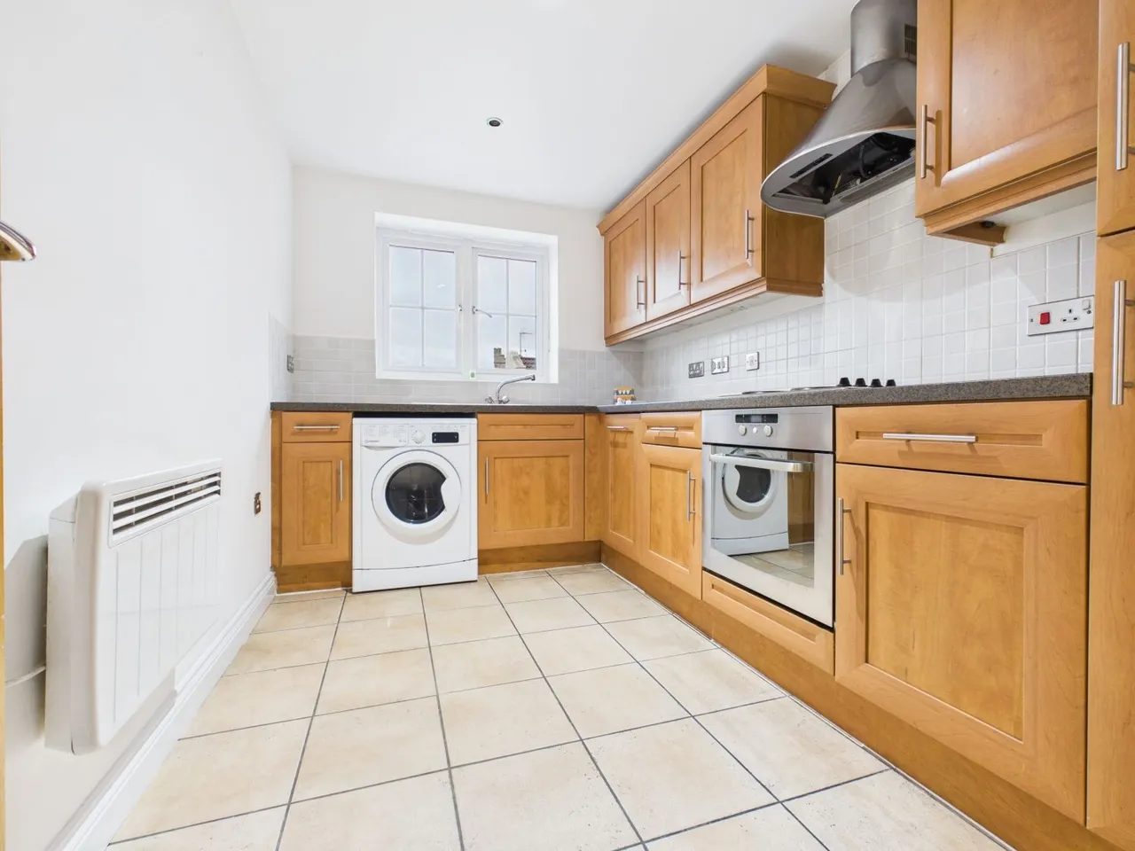 Carrfield, Hyde, SK14, photo 6