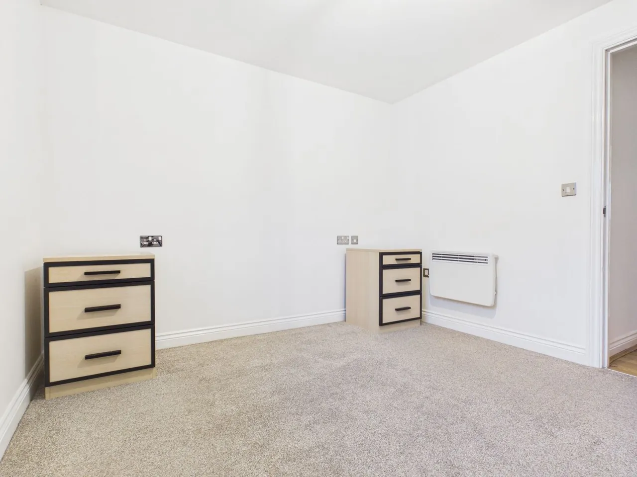 Carrfield, Hyde, SK14, photo 10