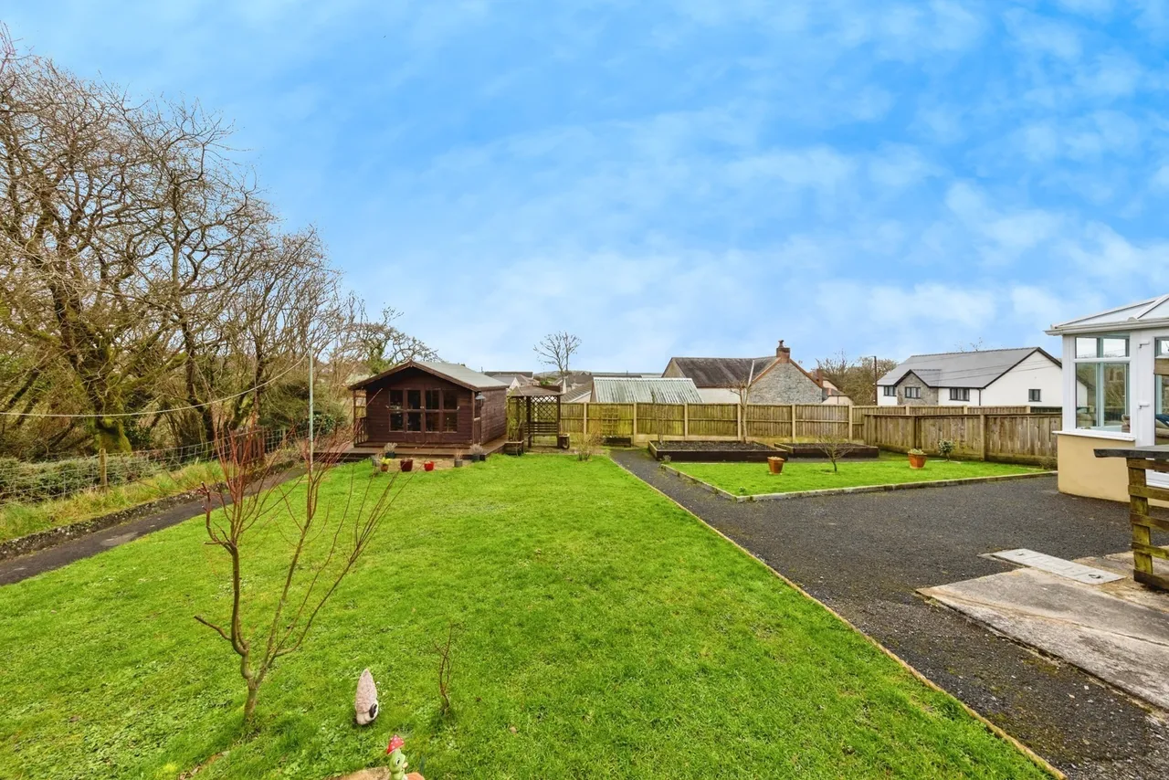 Four Roads, Kidwelly, SA17, photo 2