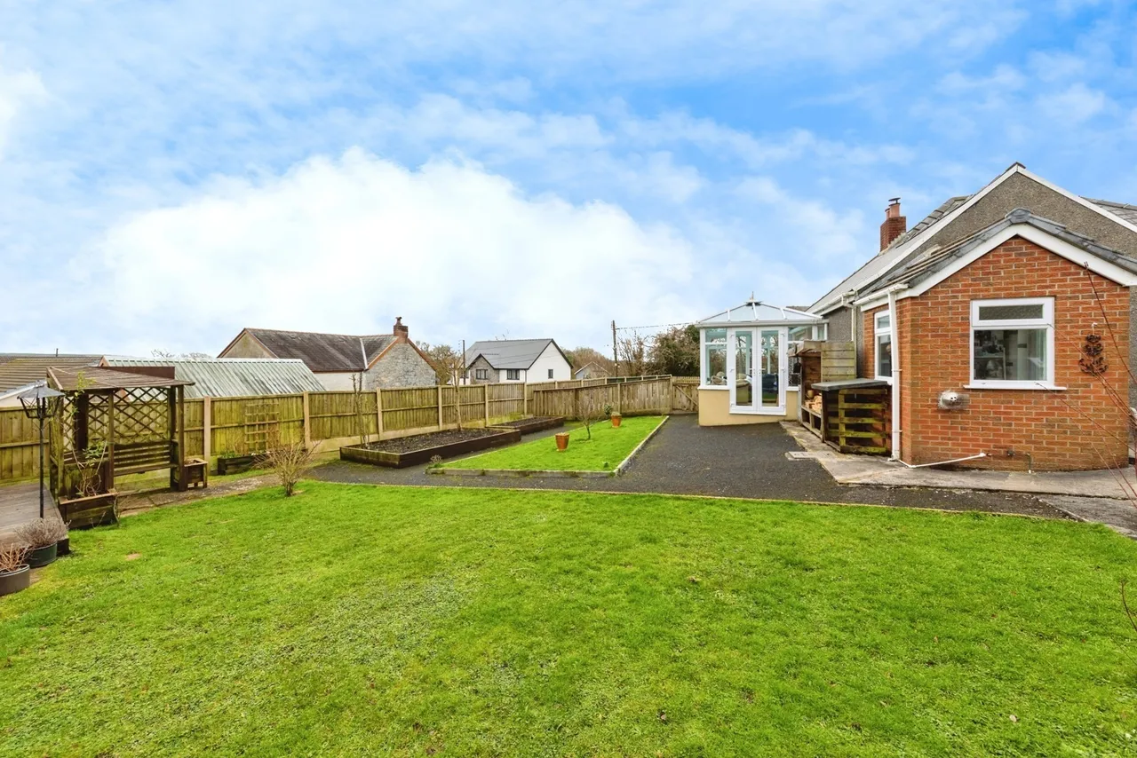 Four Roads, Kidwelly, SA17, photo 17