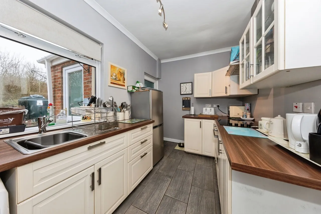 Four Roads, Kidwelly, SA17, photo 4