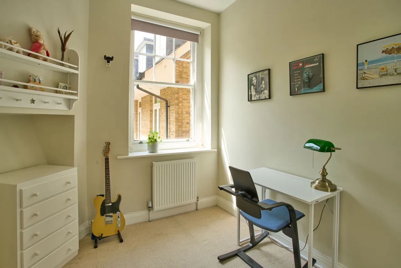 Sutton Lane North, London, W4, photo 6