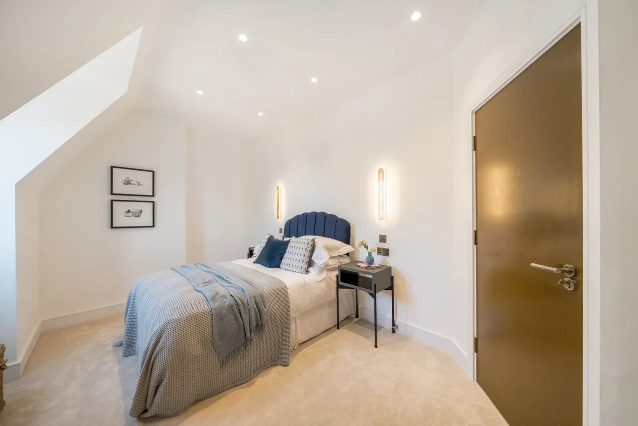 Durham Road, Raynes Park, London, SW20, photo 9
