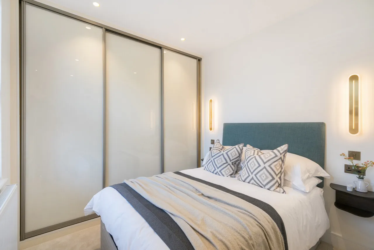 Durham Road, Raynes Park, London, SW20, photo 11