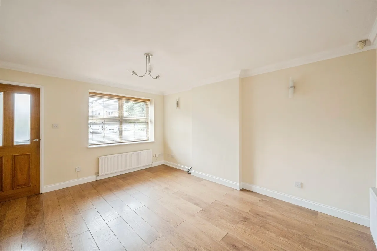 Pippin Court, Maltby, ROTHERHAM, photo 3