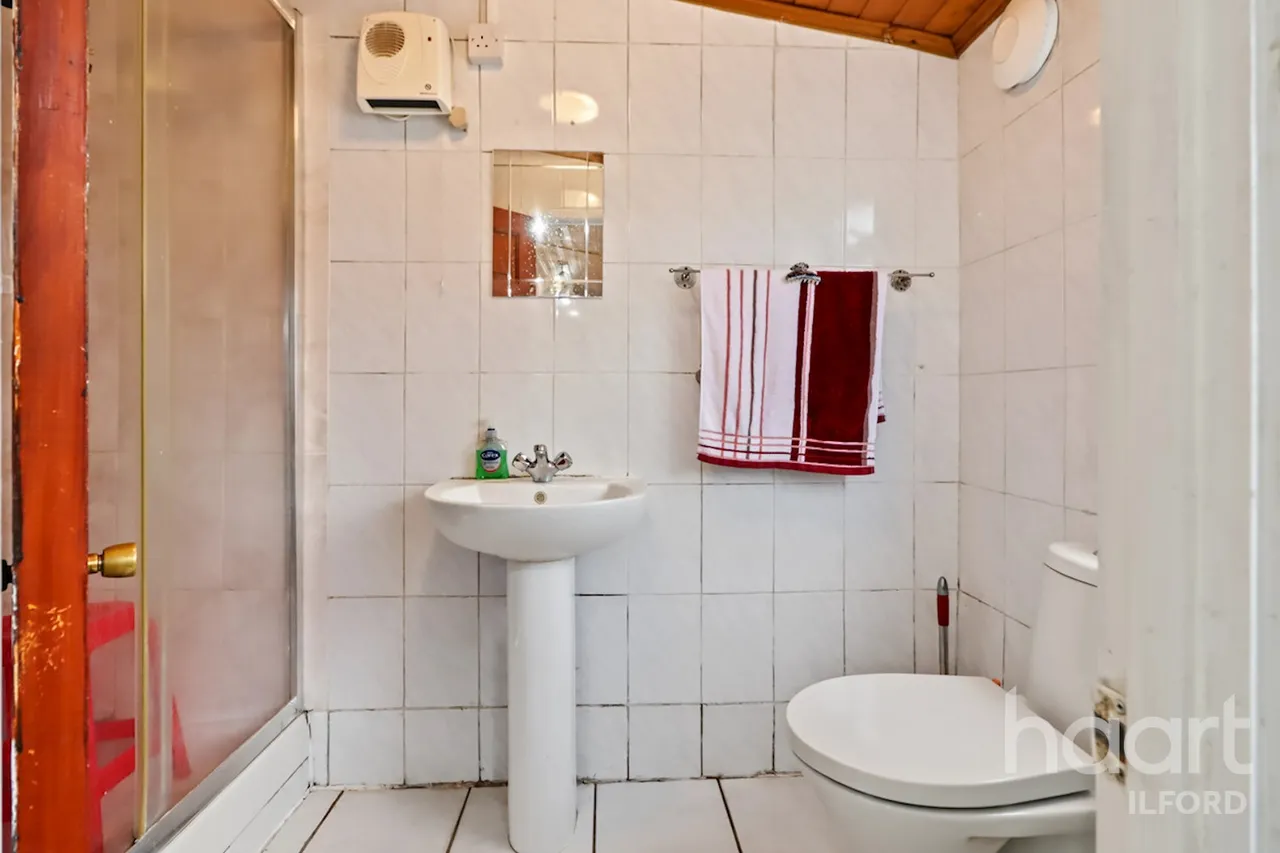Baden Road, Ilford, IG1, photo 16