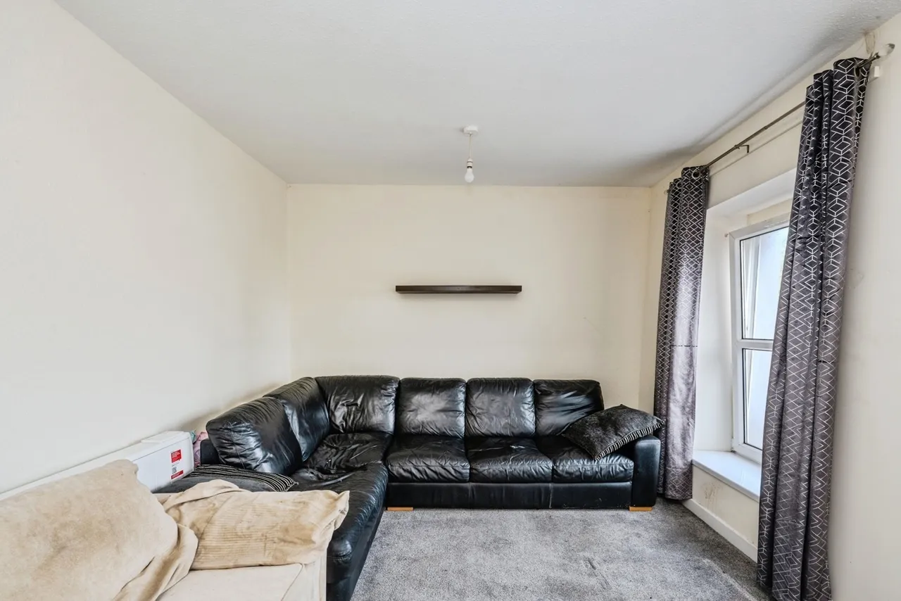 High Street, Gorseinon, SA4, photo 2