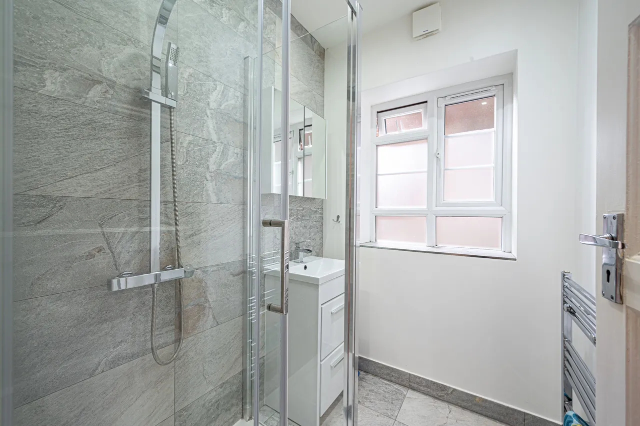 1 Canberra Court, 102 Fordwych Road, London, photo 5