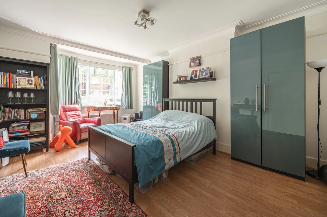 1 Canberra Court, 102 Fordwych Road, London, photo 2