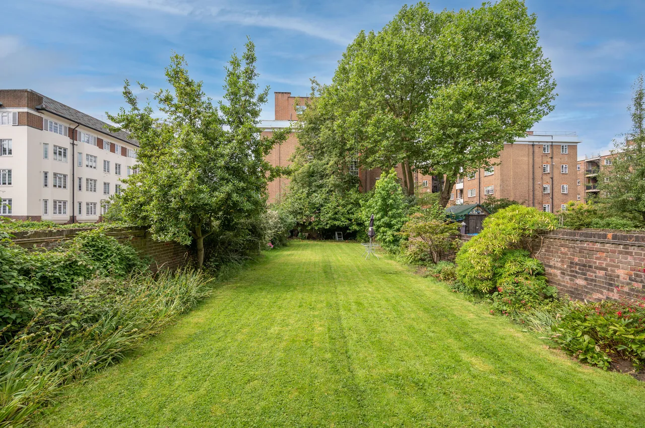 1 Canberra Court, 102 Fordwych Road, London, photo 6