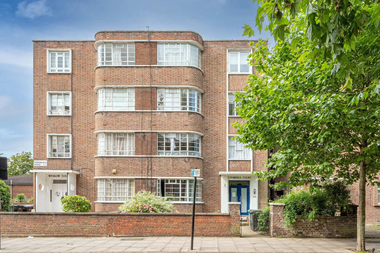 1 Canberra Court, 102 Fordwych Road, London, photo 8