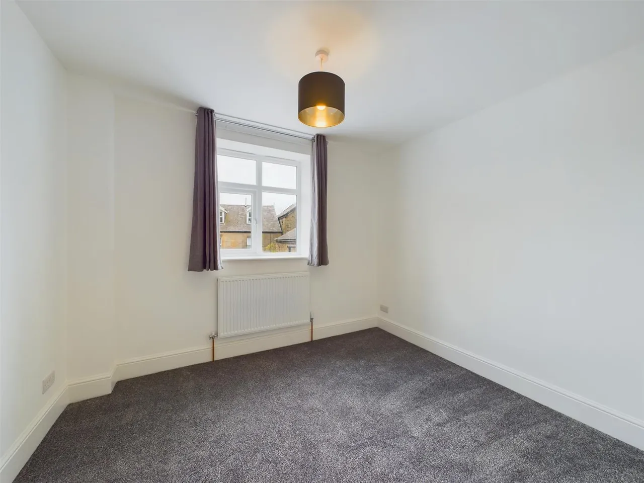 Scarsdale Place, Buxton, photo 6