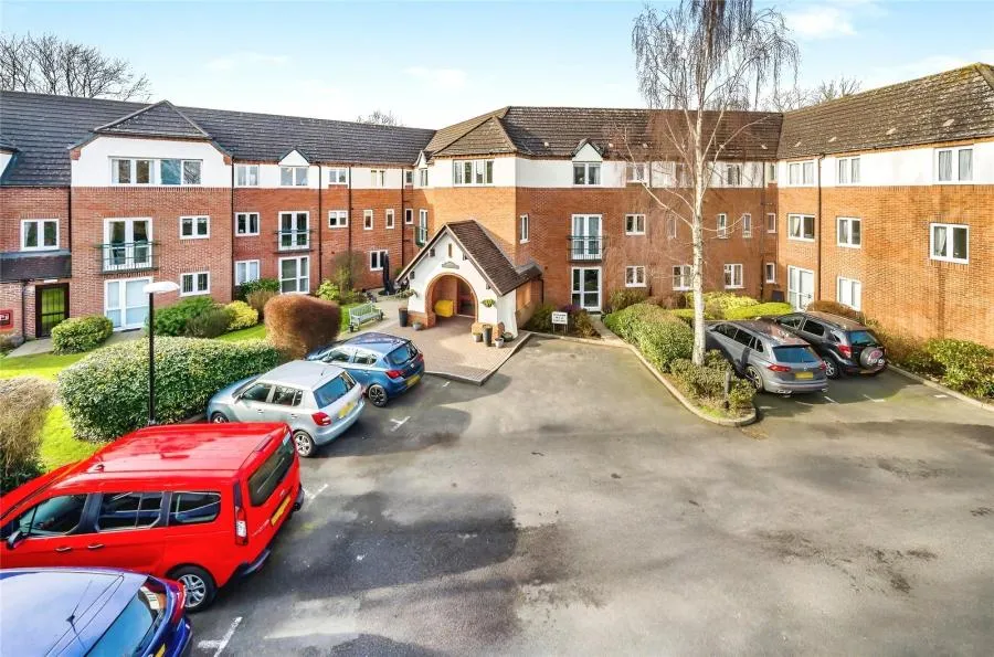 2 bed flat for sale, Howard Road East, Kings Heath, B13
