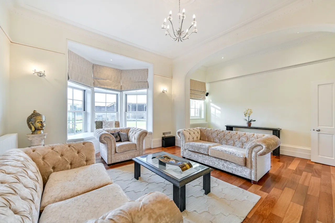 The Old Vicarage, St Marys Road, Wexham, photo 8