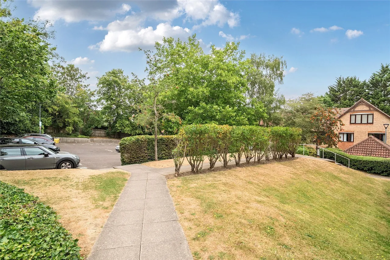 Durham Avenue, Bromley, BR2, photo 9