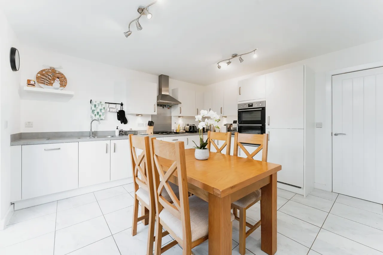 Highfield Drive, Ely, CB6, photo 4