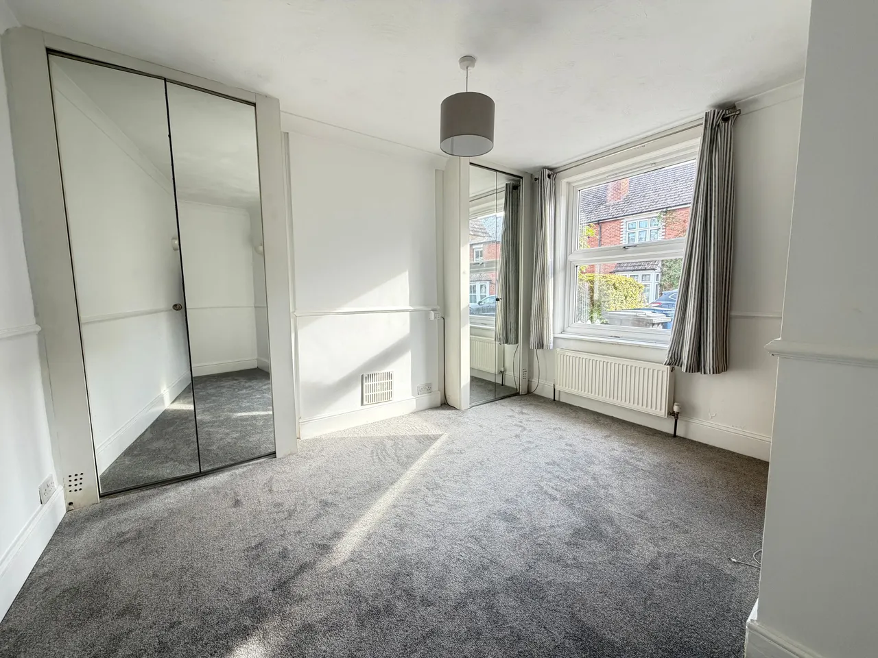 St. James's Place, Kemble St. James's Place, GU6, photo 4