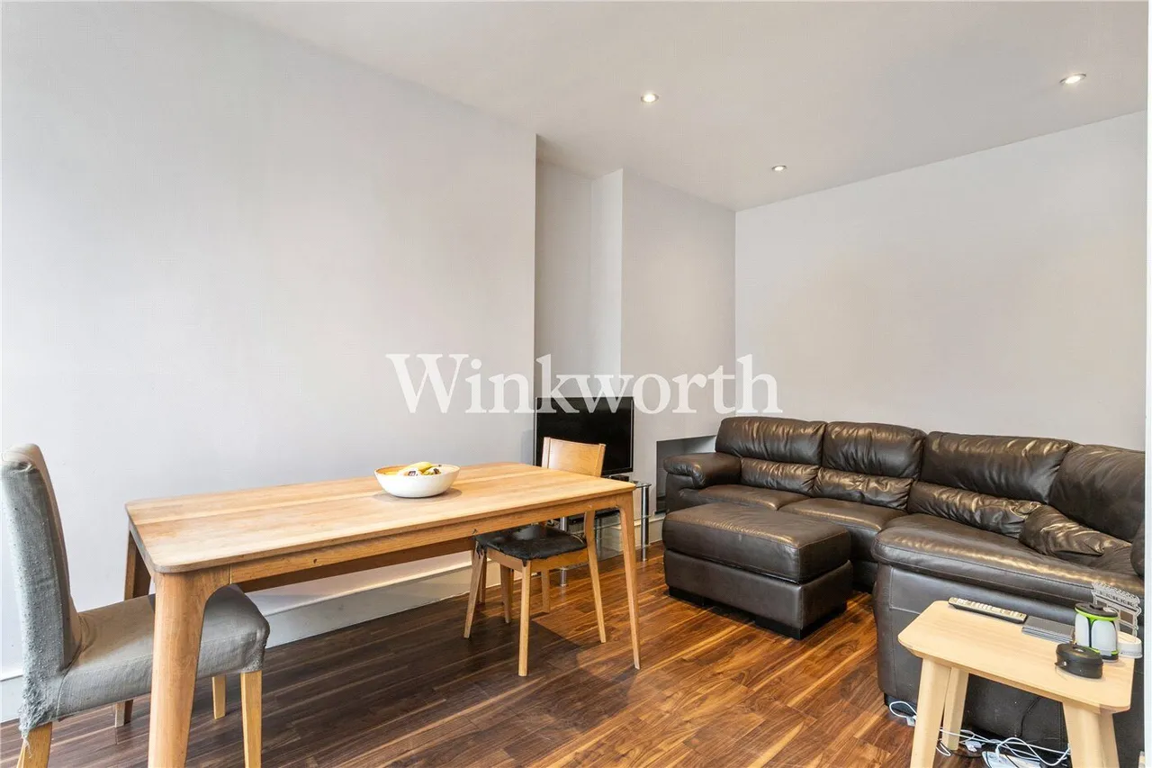 Woodberry Avenue, London, N21, photo 7