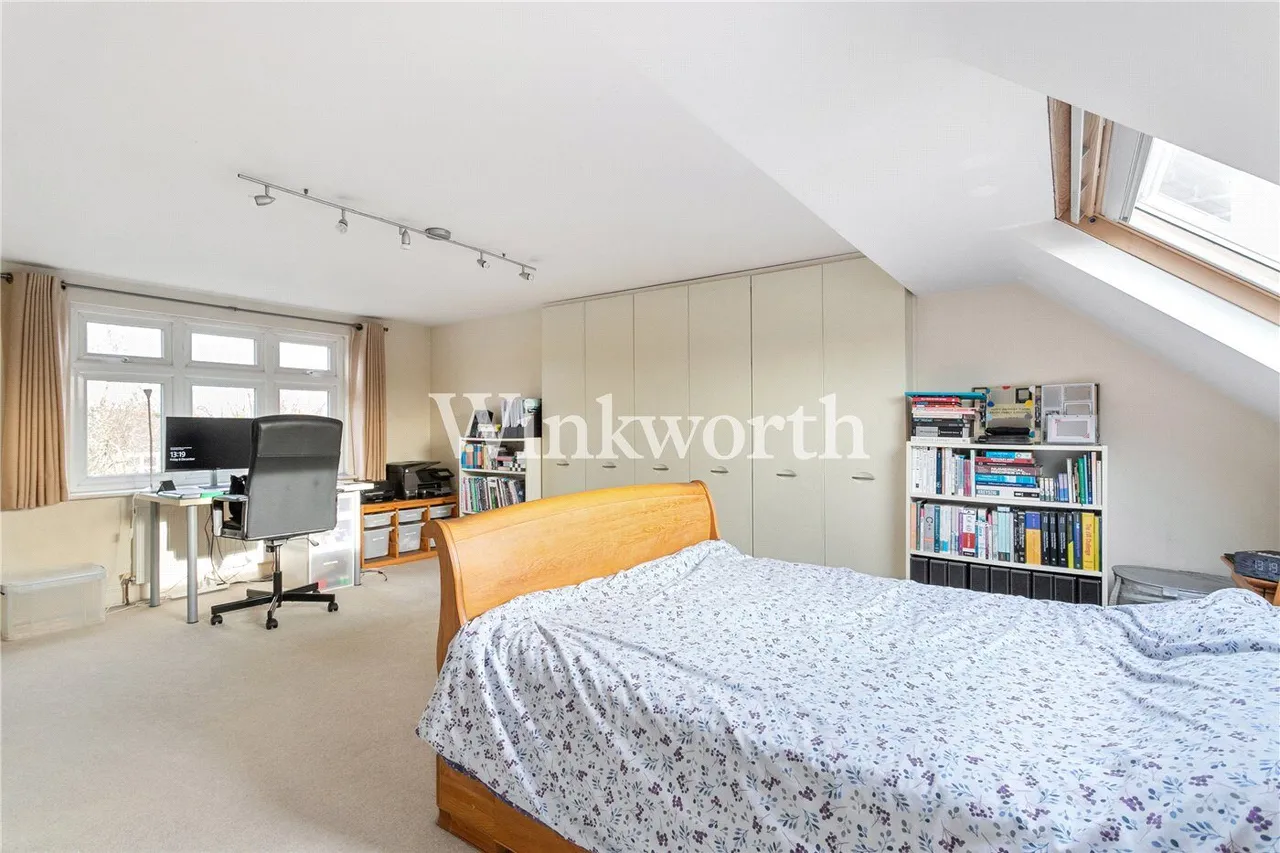 Woodberry Avenue, London, N21, photo 14