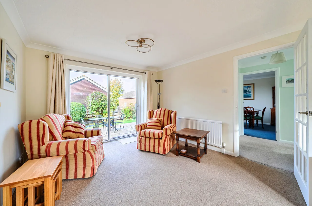 Maple Close, Alresford, SO24, photo 4