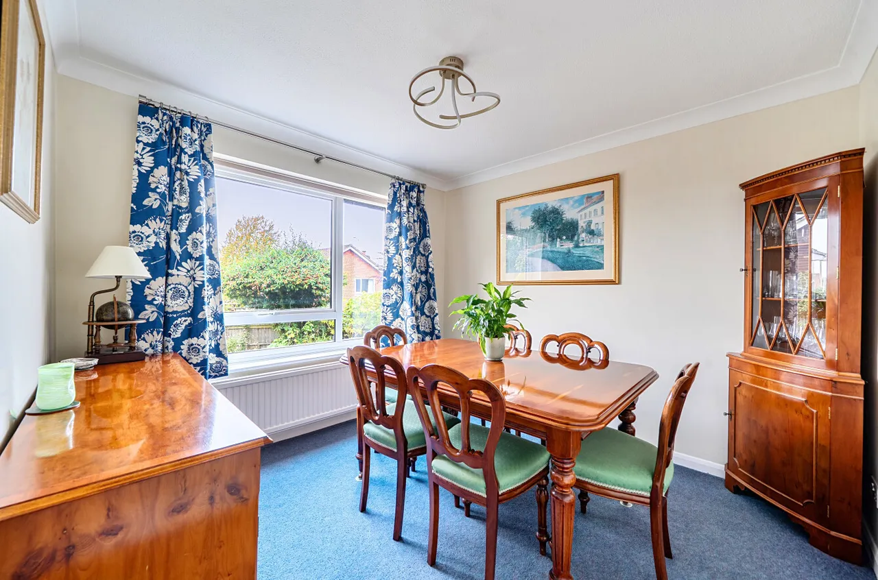 Maple Close, Alresford, SO24, photo 5