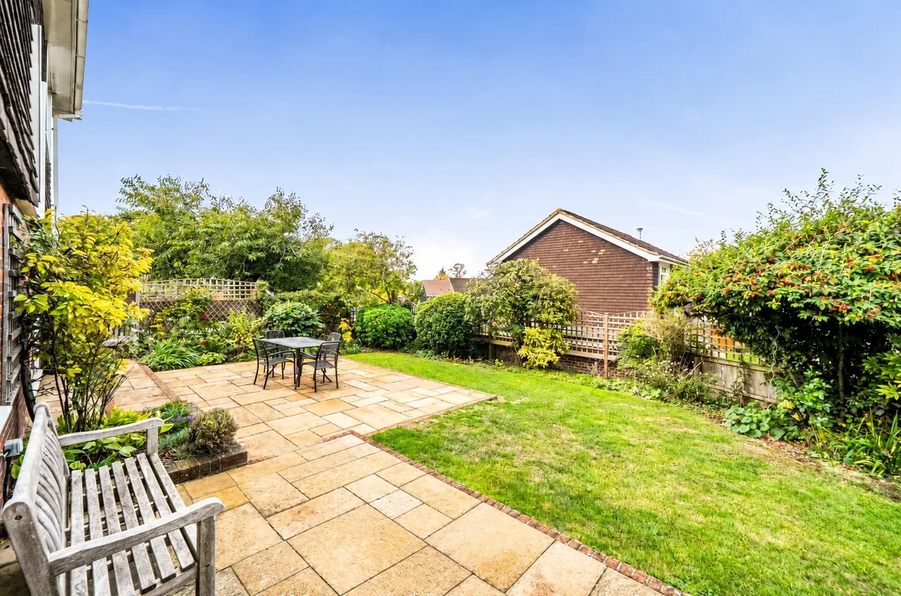Maple Close, Alresford, SO24, photo 10