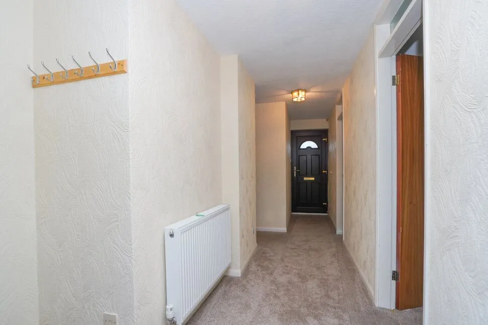 St. James Gardens, Bulkington, CV12, photo 5