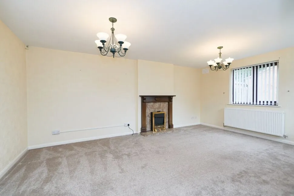 St. James Gardens, Bulkington, CV12, photo 2