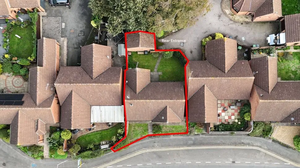 St. James Gardens, Bulkington, CV12, photo 8