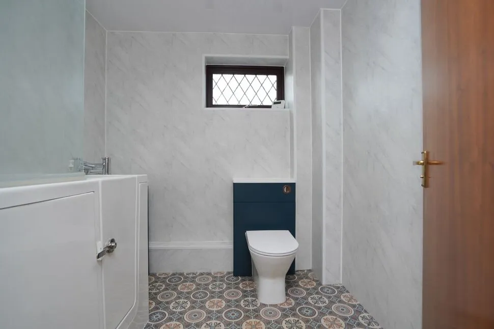 St. James Gardens, Bulkington, CV12, photo 7