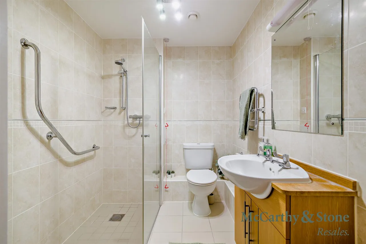 Charlton Road, Shepton Mallet, BA4, photo 11