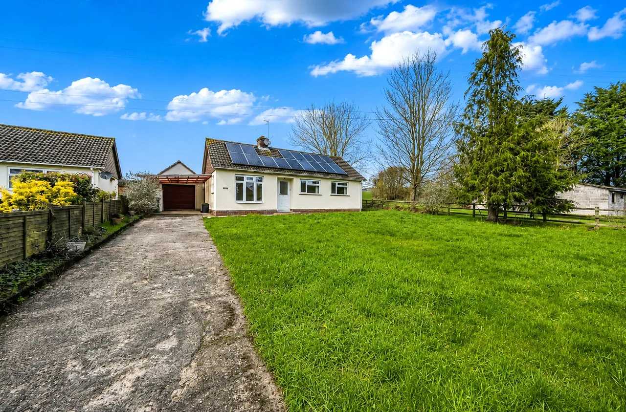 3 bed house for sale, Higher Swell, Fivehead, TA3