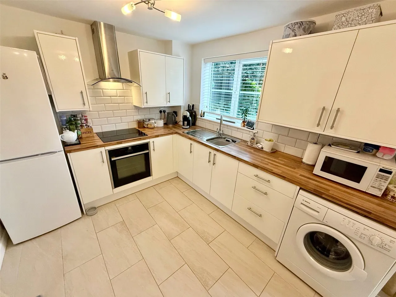 Avocet Drive, Kidderminster, Worcestershire, DY10 4JT, photo 2