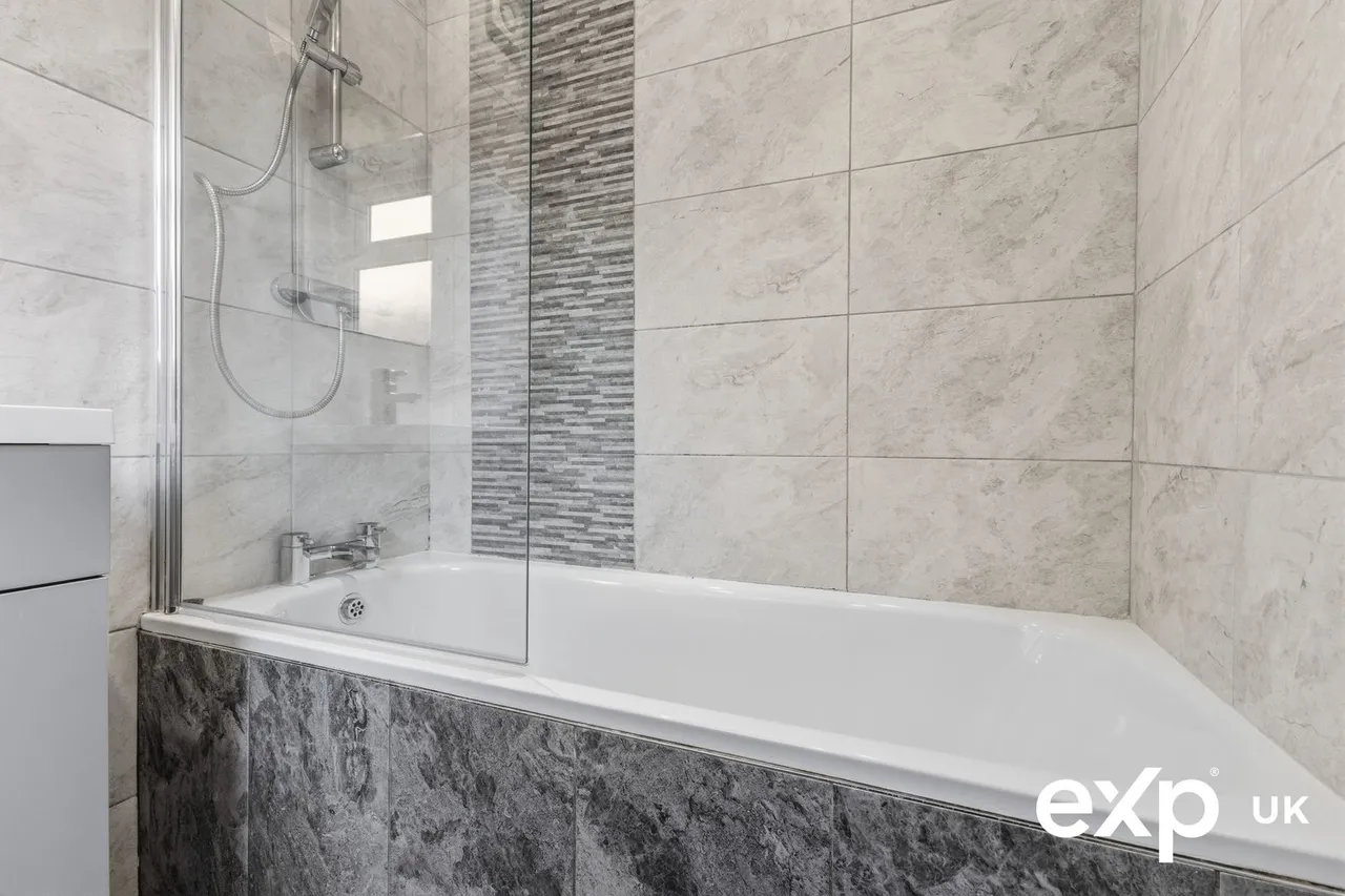 Athorpe Grove, Nottingham, NG6, photo 11
