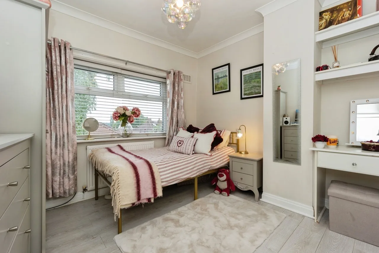 The Crescent, Bredbury, Stockport, Greater Manchester, SK6, photo 14