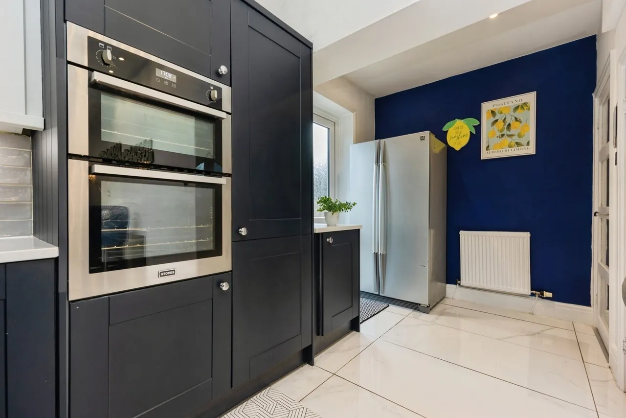 The Crescent, Bredbury, Stockport, Greater Manchester, SK6, photo 6