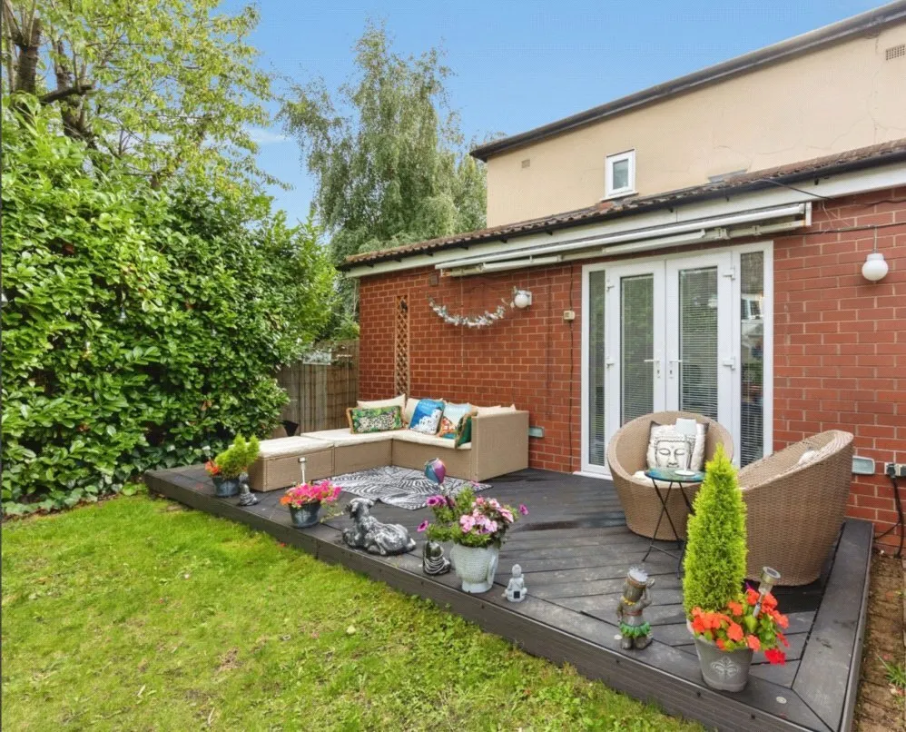 The Crescent, Bredbury, Stockport, Greater Manchester, SK6, photo 20